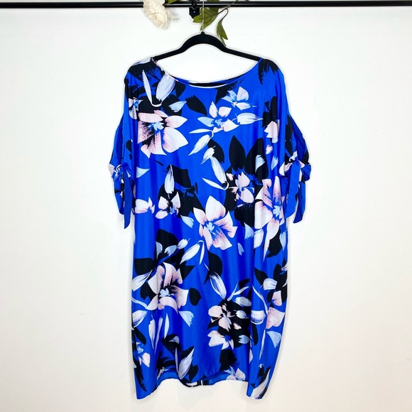Vince Camuto Floral Print Cold Shoulder Shift Dress - Picture 3 of 9